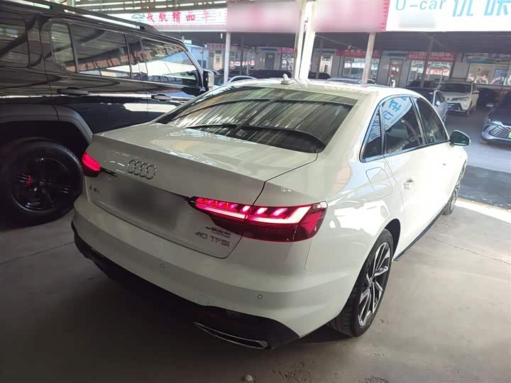 Фото 7 - Audi A4L