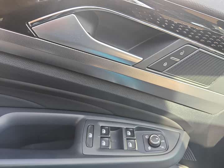 Фото 5 - Volkswagen Passat