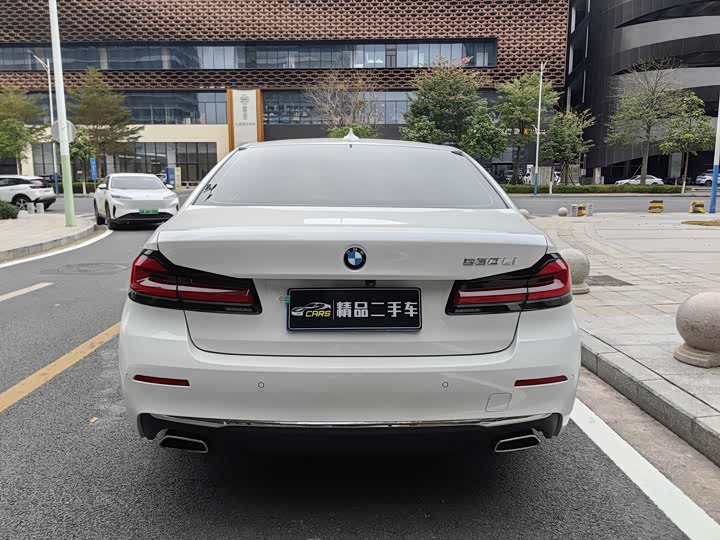 Фото 6 - BMW 5 Series