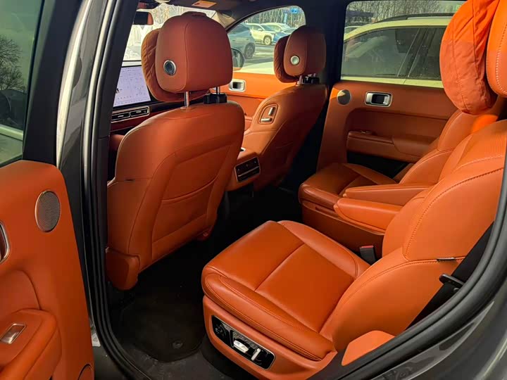 Фото 2 - LiXiang L8