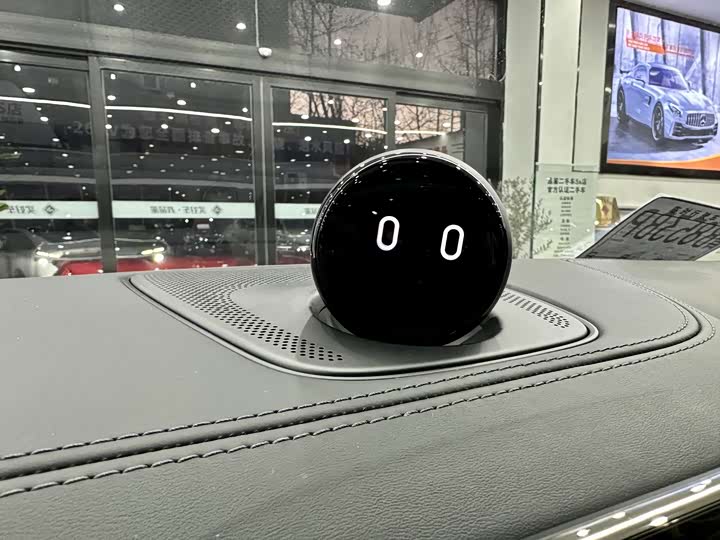 Фото 3 - Nio ES8