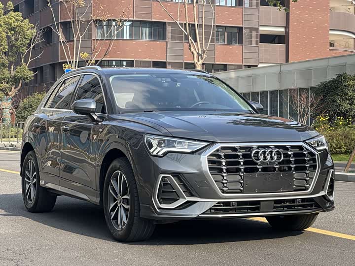 Фото 3 - Audi Q3