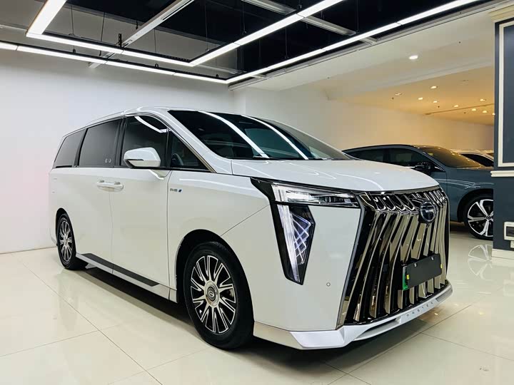 Фото 3 - GAC Trumpchi E9