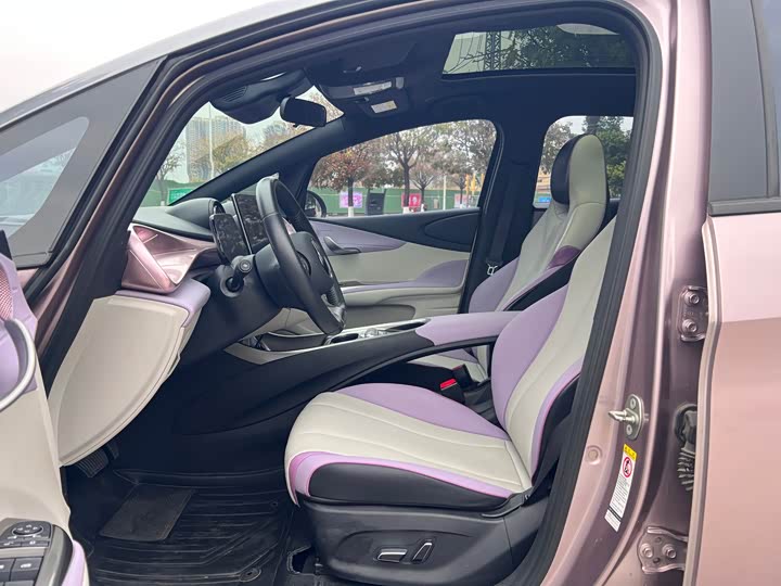 Фото 4 - BYD Dolphin