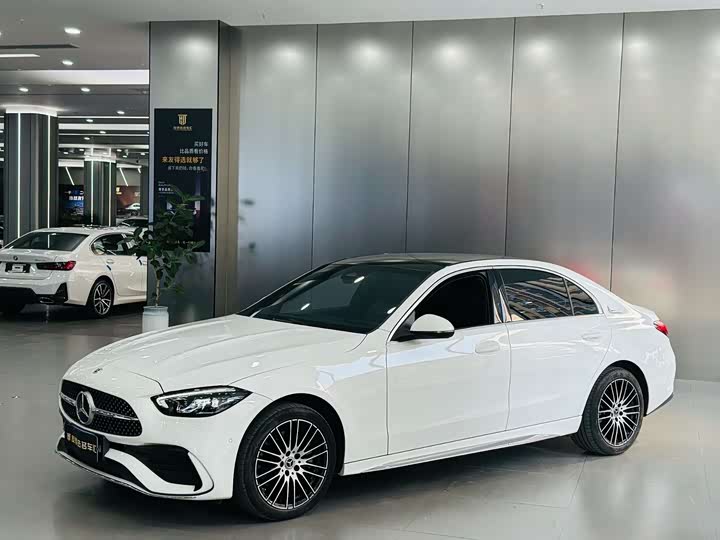 Фото 1 - Mercedes-Benz C-Class