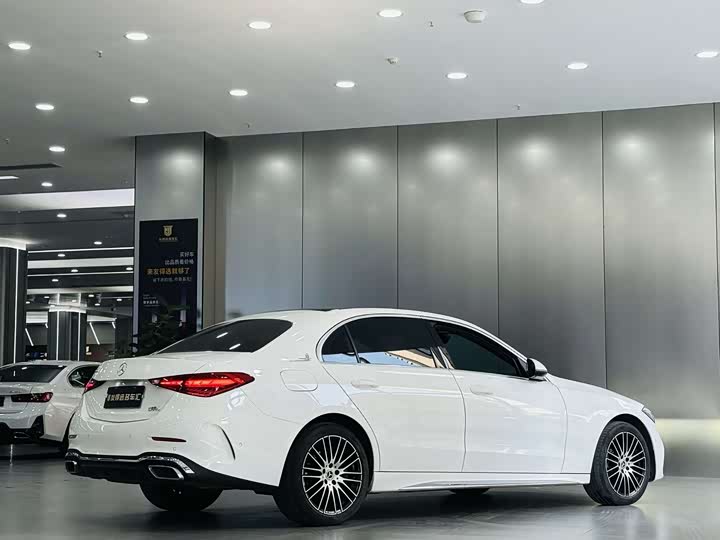 Фото 8 - Mercedes-Benz C-Class