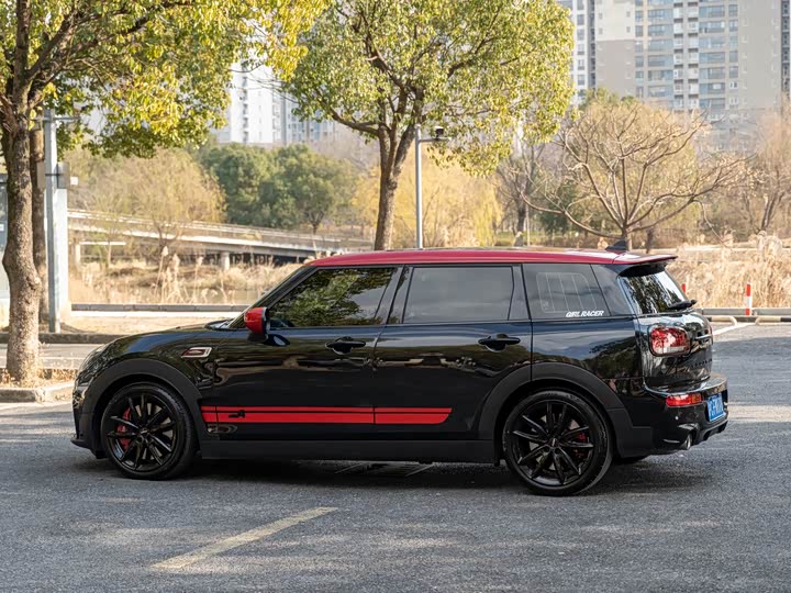 Фото 6 - Mini Clubman JCW