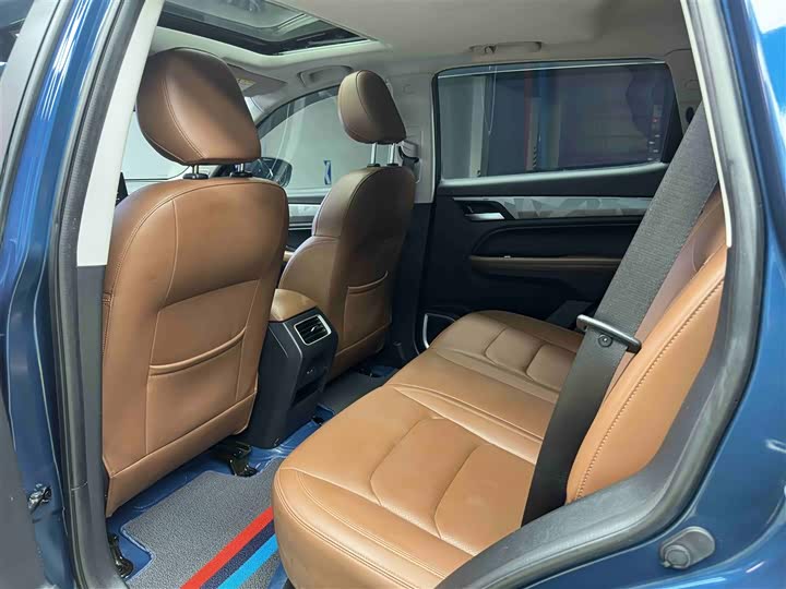 Фото 6 - Geely Vision X6