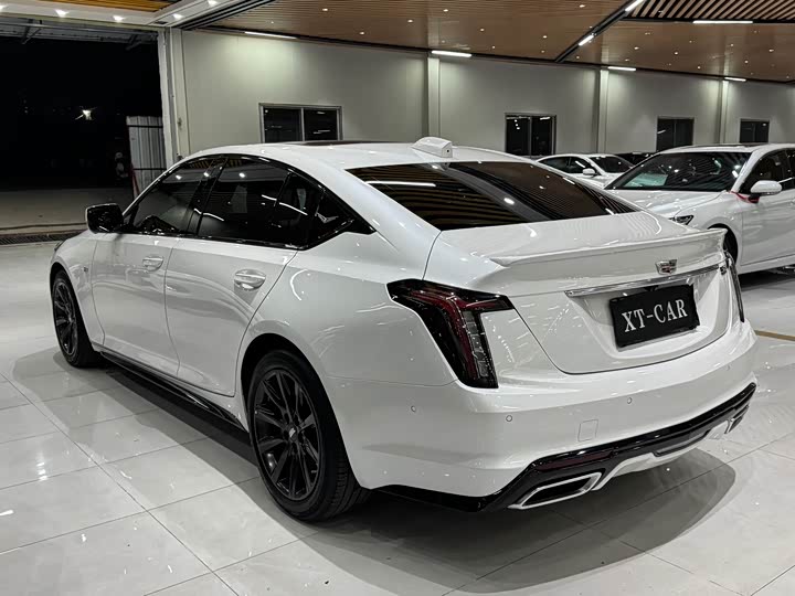 Фото 6 - Cadillac CT5