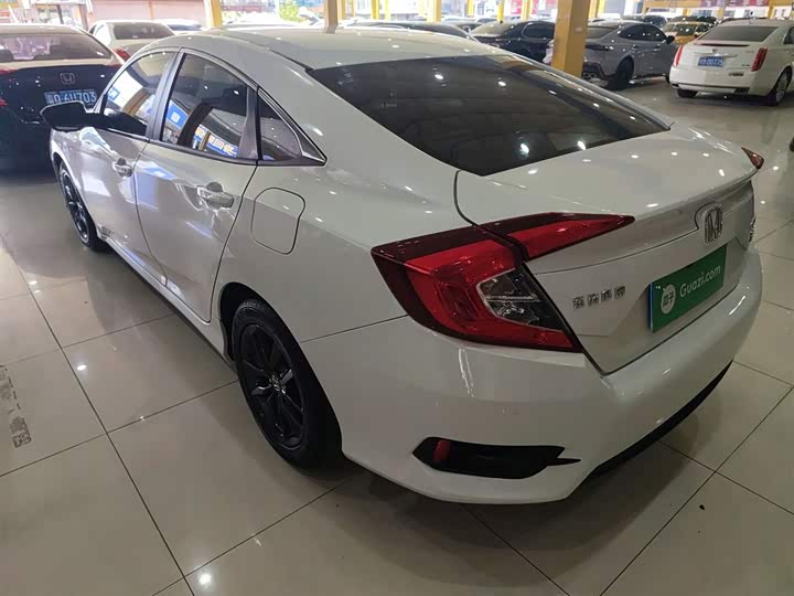 Фото 5 - Honda Civic