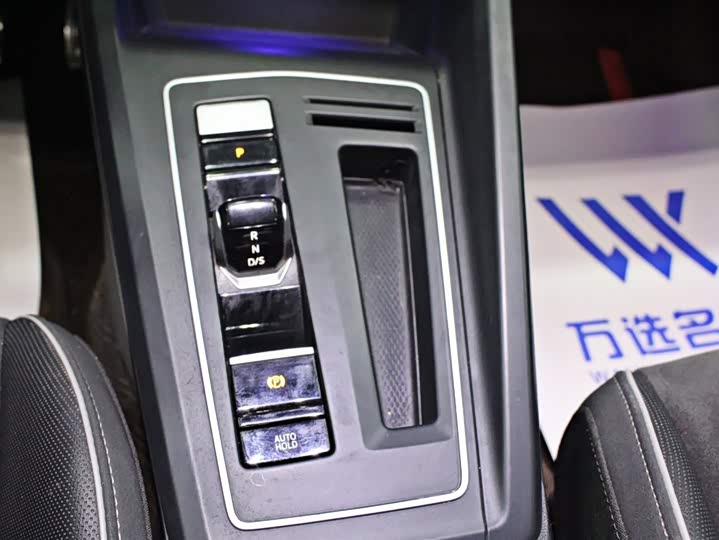 Фото 8 - Volkswagen Golf