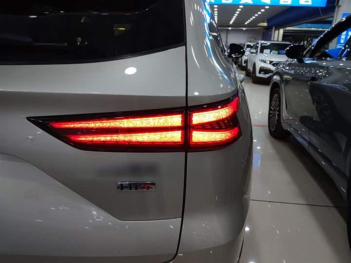 Фото 8 - Haval Ruge Max