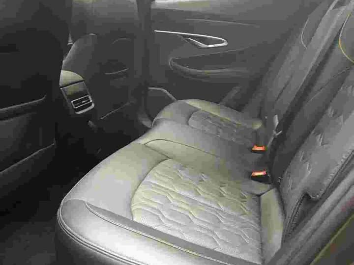 Фото 6 - Changan UNI-T