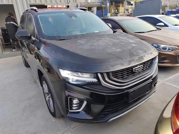 Фото 4 - Geely Okavango