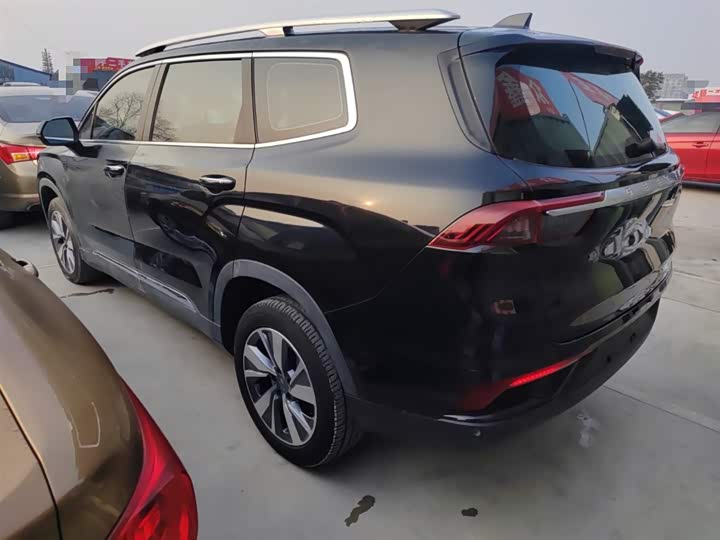 Фото 5 - Geely Okavango