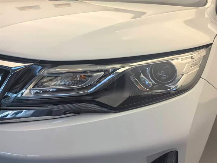 Фото 5 - Geely Emgrand GL