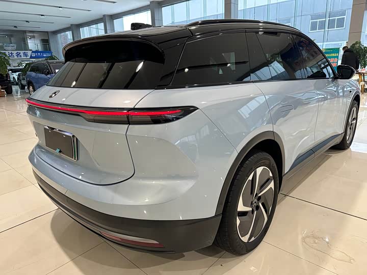 Фото 4 - Nio ES6