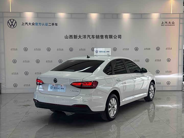 Фото 2 - Volkswagen Lavida