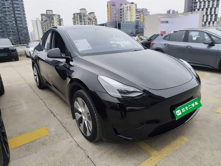 Фото 4 - Tesla Model Y