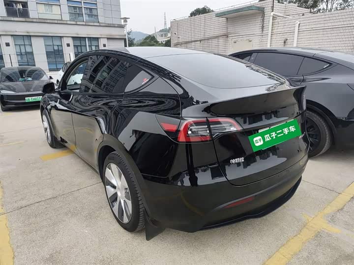 Фото 5 - Tesla Model Y