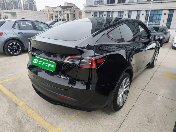 Фото 7 - Tesla Model Y
