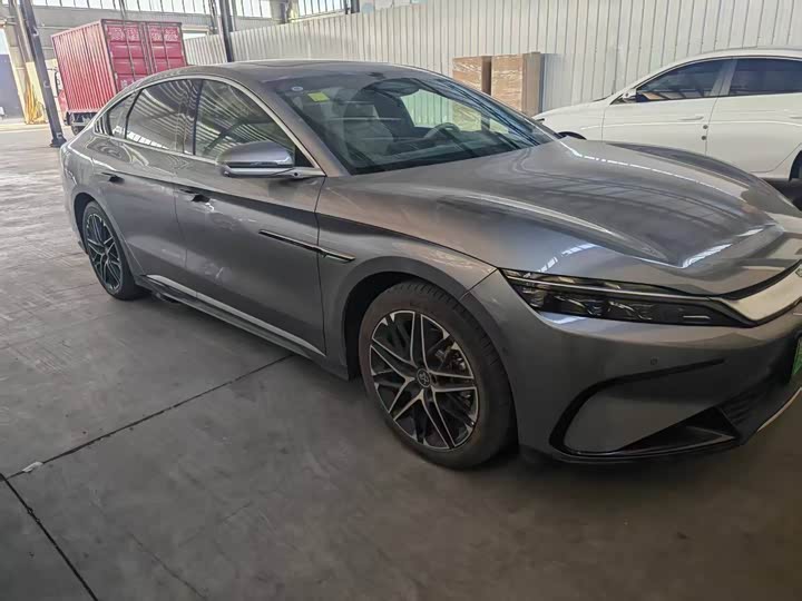 Фото 2 - BYD Han