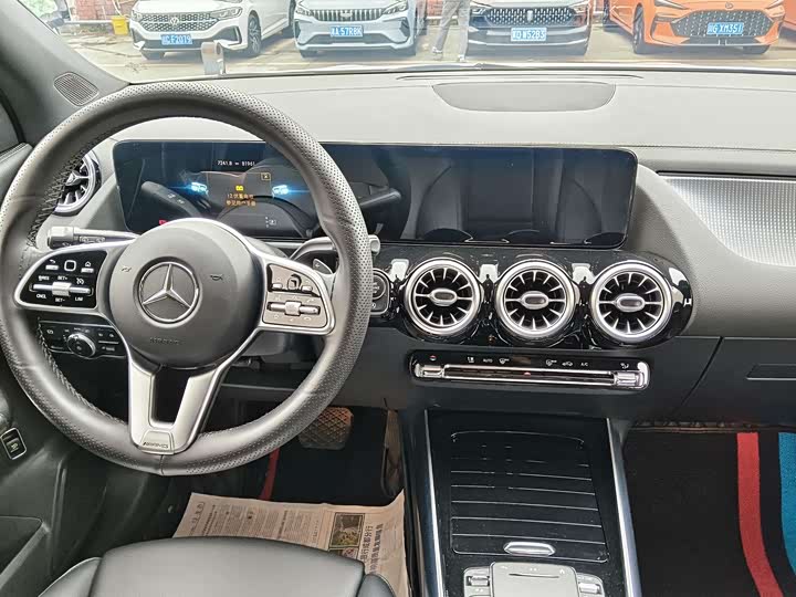 Фото 5 - Mercedes-Benz GLA-Class