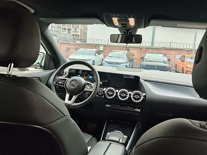 Фото 6 - Mercedes-Benz GLA-Class