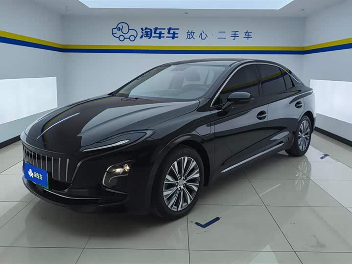 Фото 1 - Hongqi E-QM5