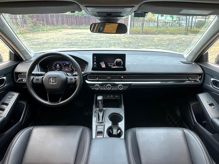 Фото 9 - Honda Civic