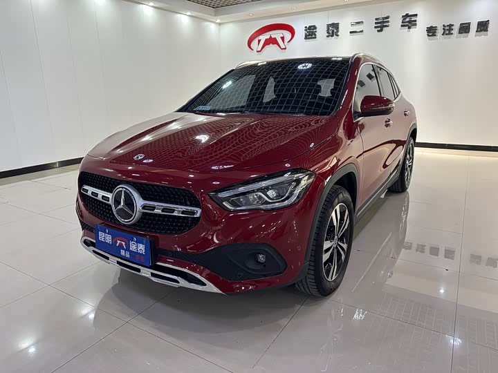Фото 1 - Mercedes-Benz GLA-Class