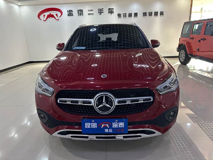 Фото 2 - Mercedes-Benz GLA-Class