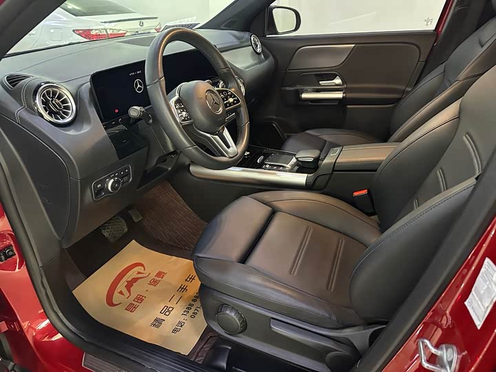 Фото 8 - Mercedes-Benz GLA-Class