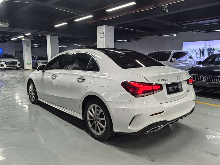 Фото 7 - Mercedes-Benz A-Class