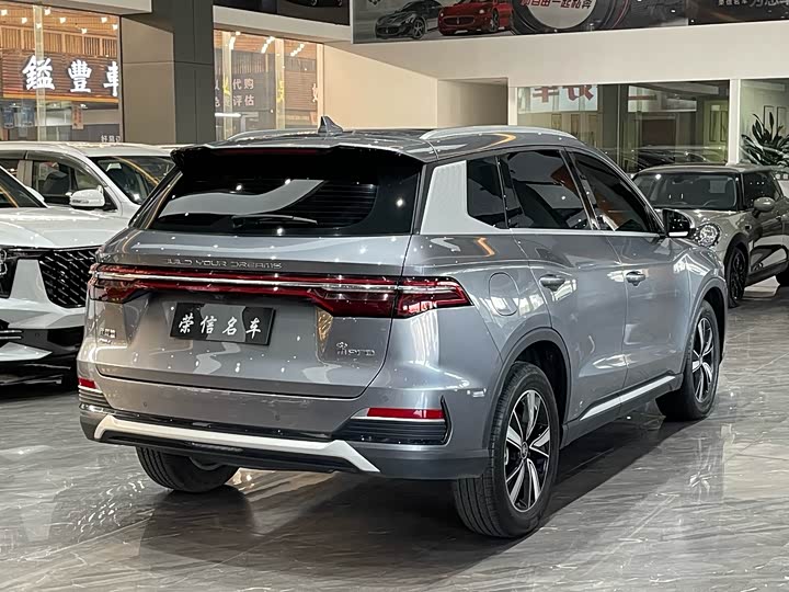 Фото 4 - BYD Song Pro Hybrid