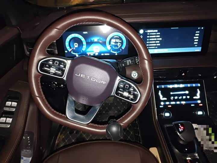 Фото 3 - Jetour X90