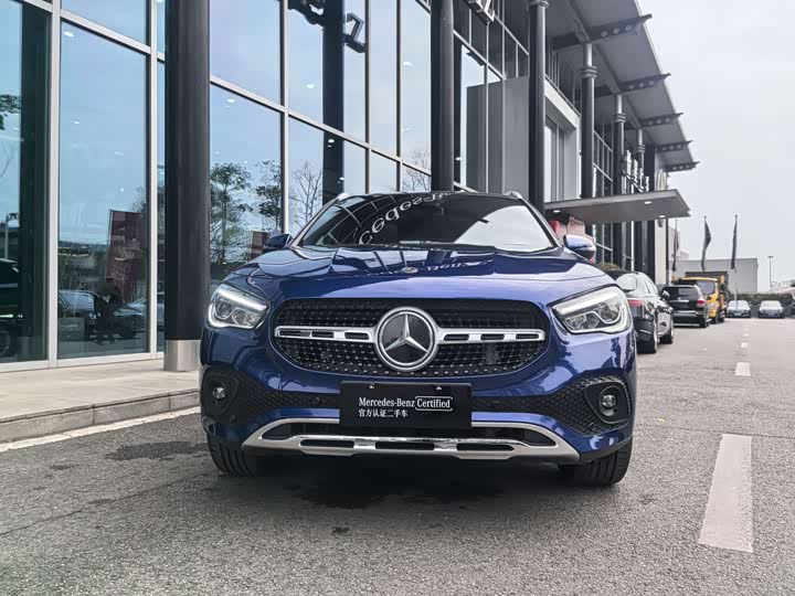 Фото 3 - Mercedes-Benz GLA-Class
