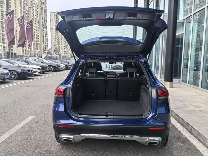 Фото 9 - Mercedes-Benz GLA-Class