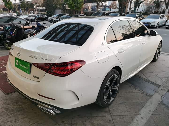 Фото 7 - Mercedes-Benz C-Class