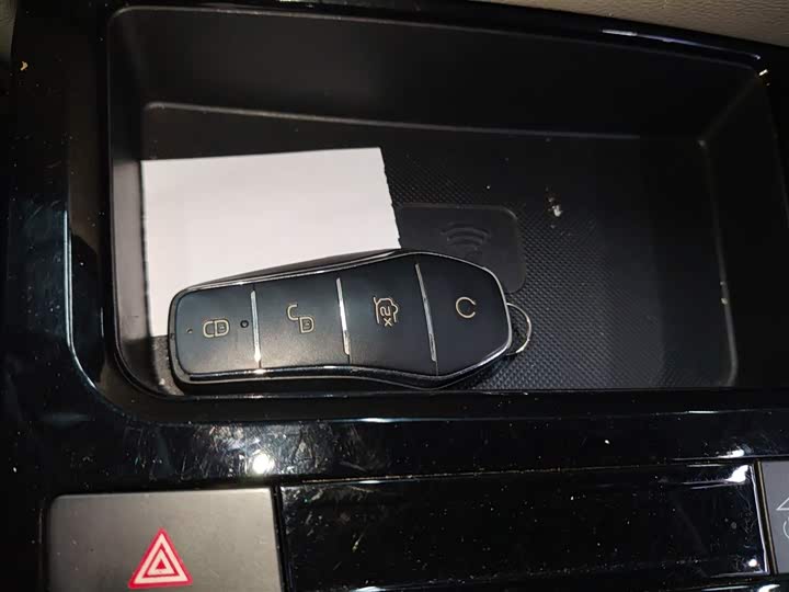 Фото 9 - BYD Yuan Pro