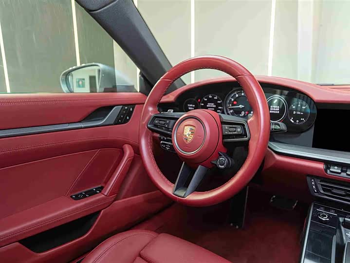 Фото 3 - Porsche 911