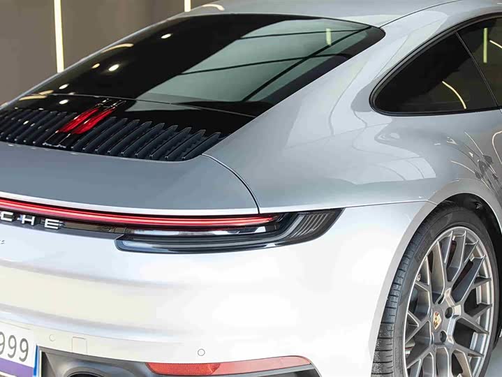 Фото 7 - Porsche 911