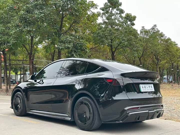 Фото 7 - Tesla Model Y