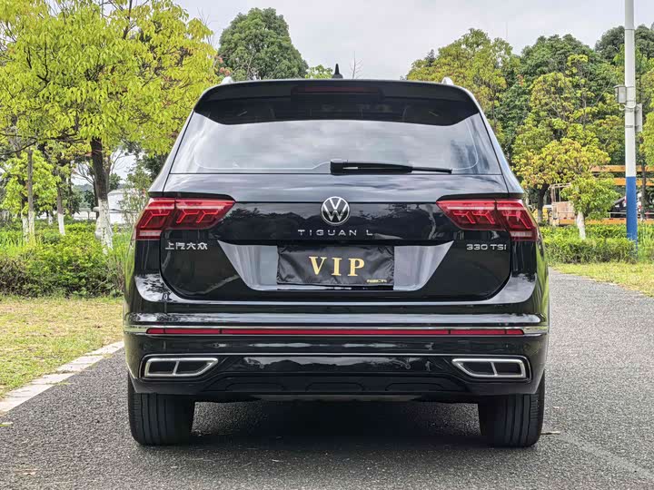 Фото 7 - Volkswagen Tiguan L Pro