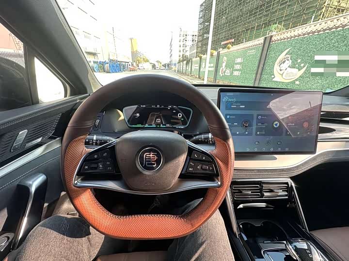 Фото 7 - BYD Tang Hybrid/EV