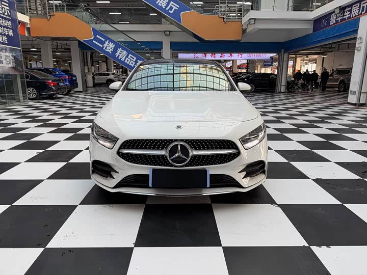 Фото 2 - Mercedes-Benz A-Class