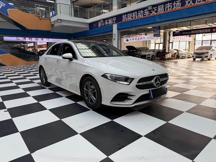 Фото 3 - Mercedes-Benz A-Class