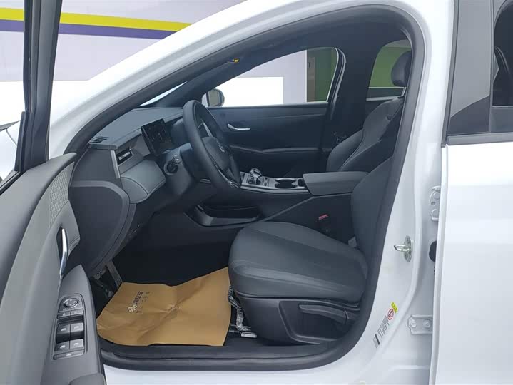 Фото 9 - BYD Qin Plus