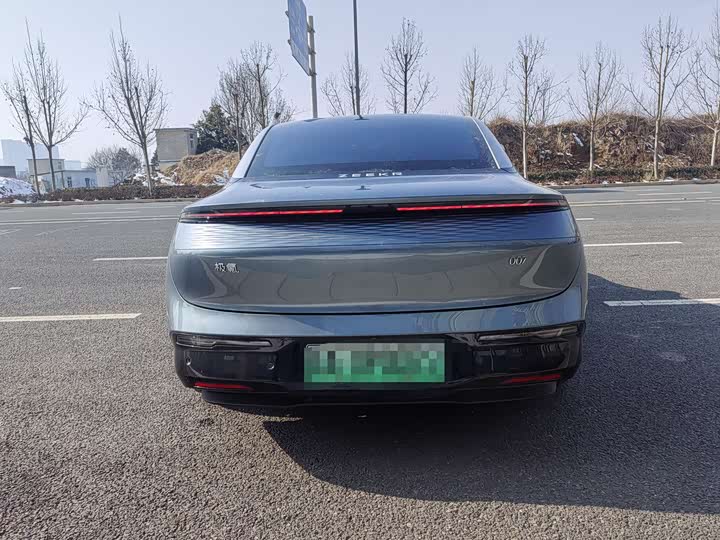 Фото 5 - Zeekr 007