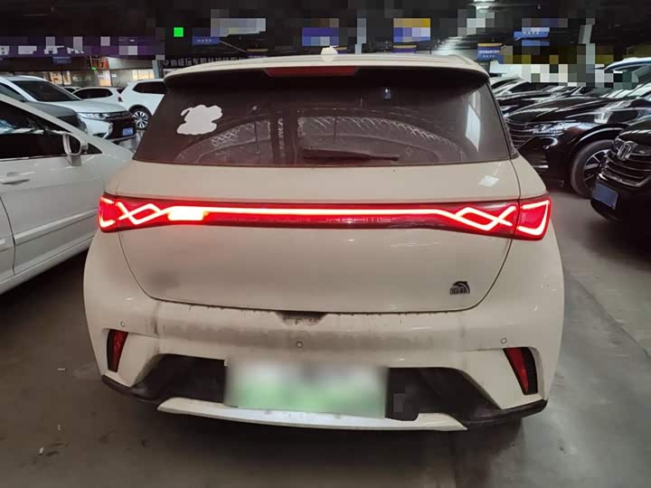 Фото 6 - BYD Dolphin